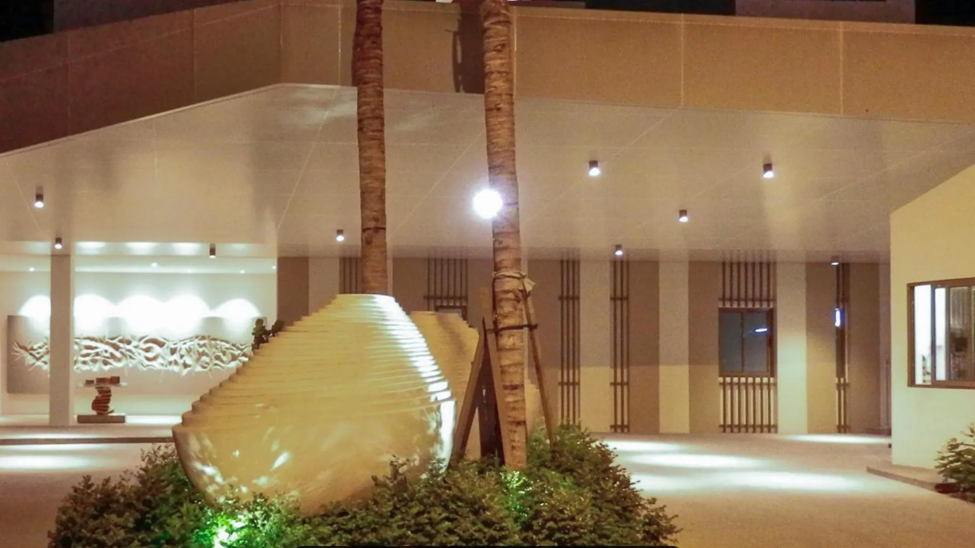 By The Sea- Pool And Sea View Apartment Batu Ferringhi