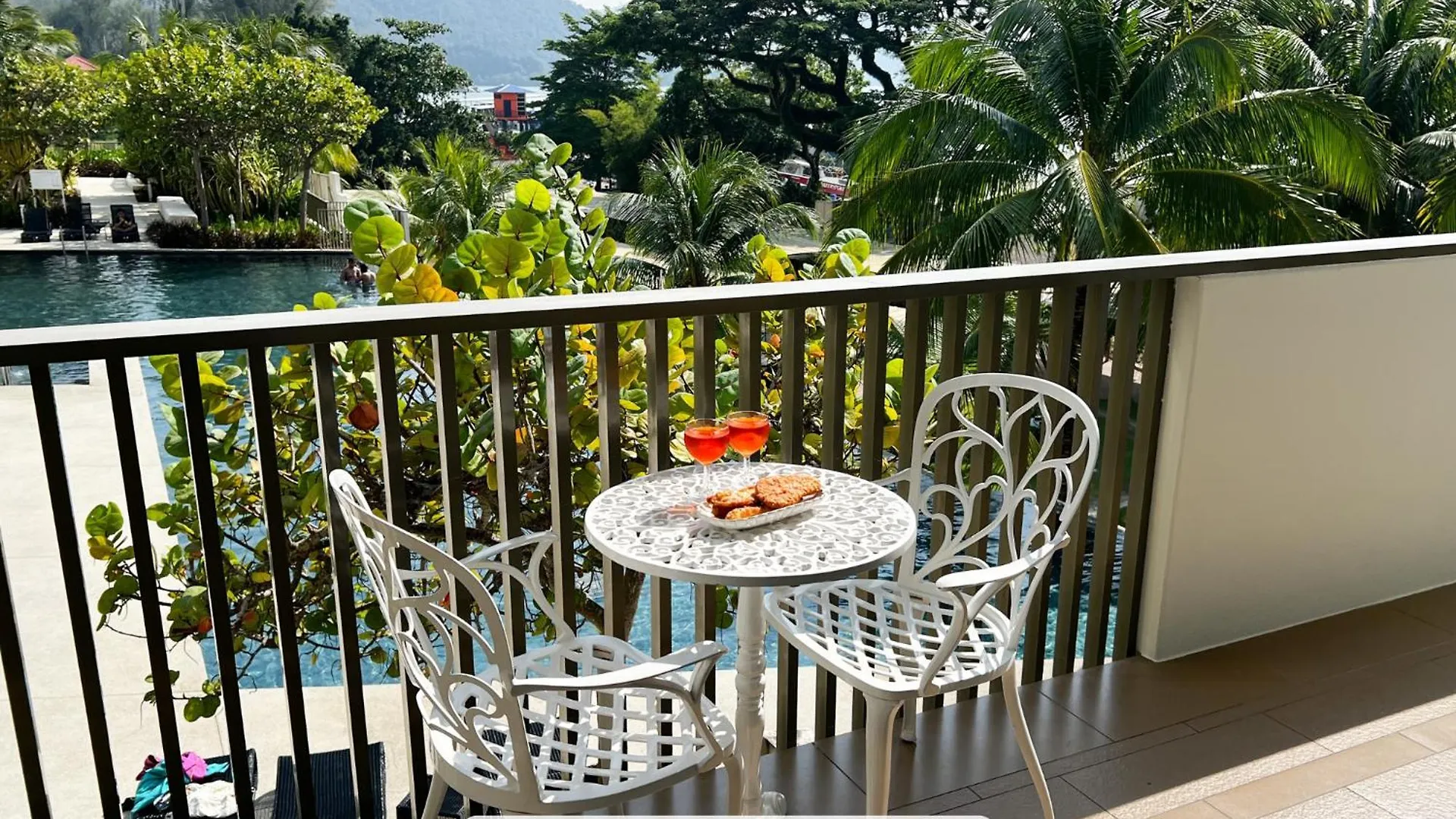 By The Sea- Pool And Sea View Apartment Batu Ferringhi 0*,  Malaysia